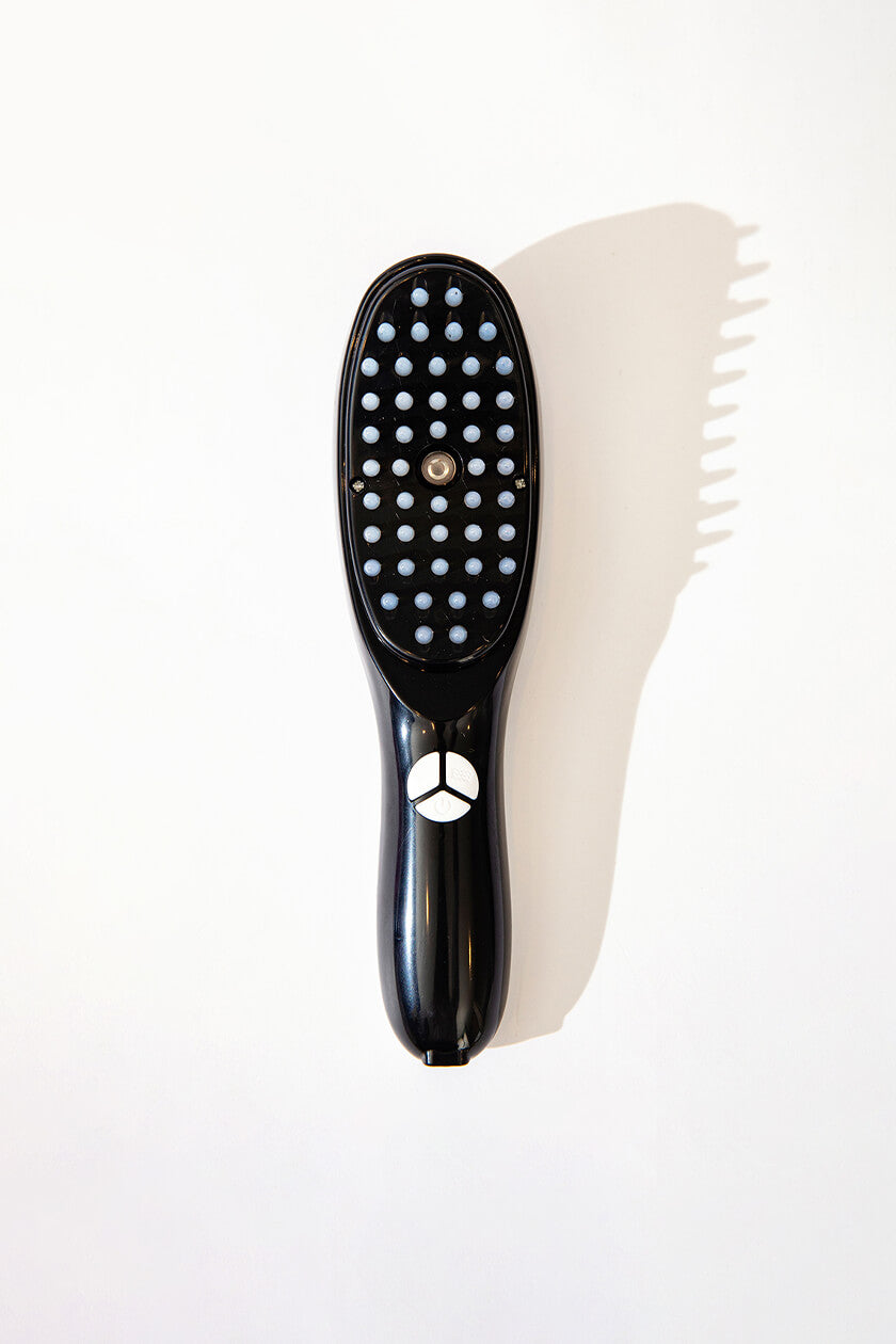 LED Light Therapy Hair Brush for Hair Care Hair Matters Main image